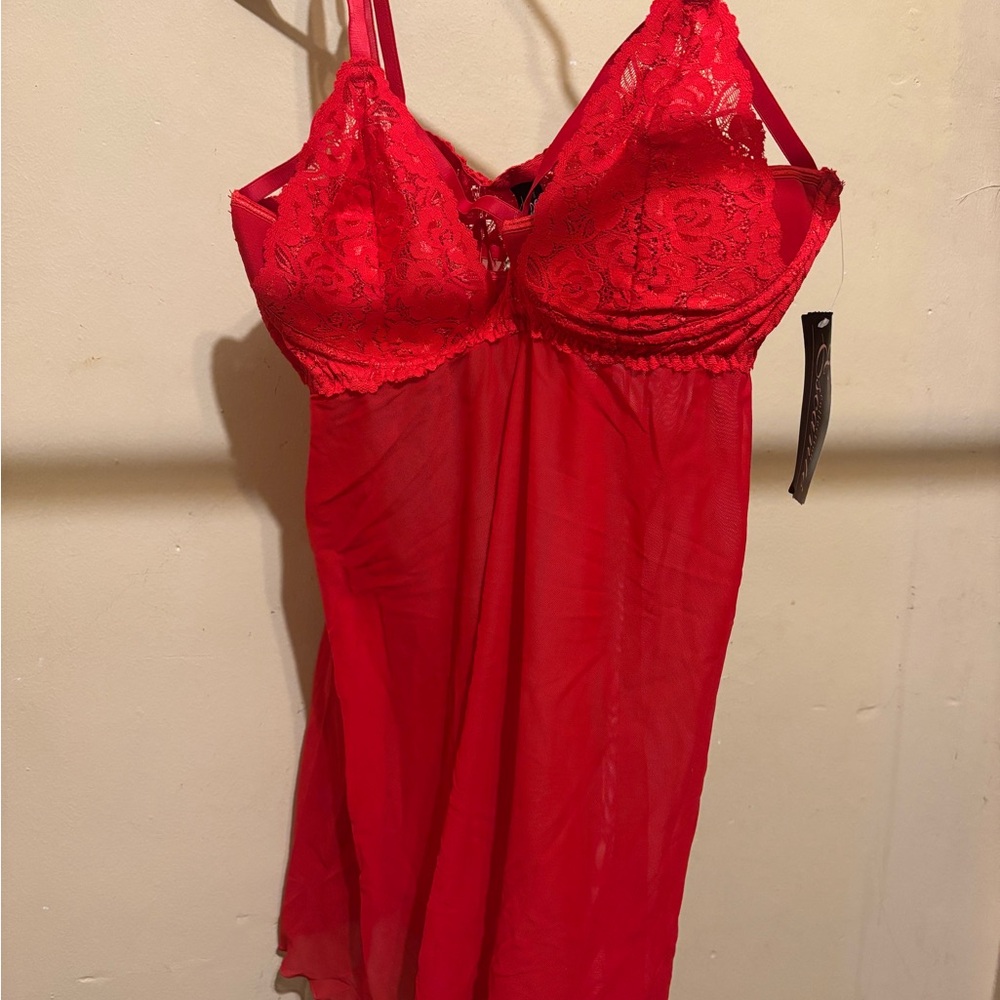Elegant Red Lace Lingerie Set